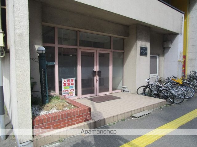 豊平アシュウの玄関写真