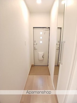 ビオルネ[1LDK/43.61m2]の玄関