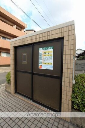 香川県高松市花園町３丁目[1K/26.1m2]の共用部1