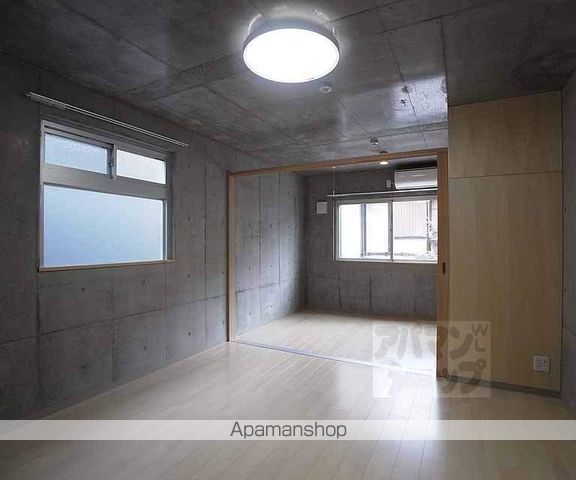 OPTIMA御所西藪之内町の内装写真