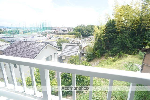 アルバIIの内装写真