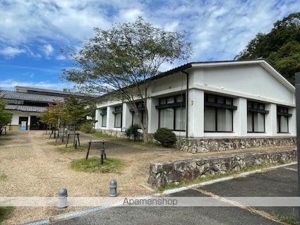 クレメント近江八幡　Ｂ[1LDK/50.01m2]の周辺8