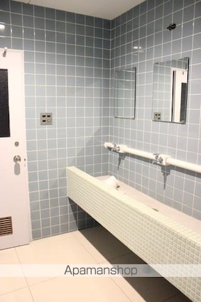 広島県尾道市西御所町[1R/11.26m2]の洗面所