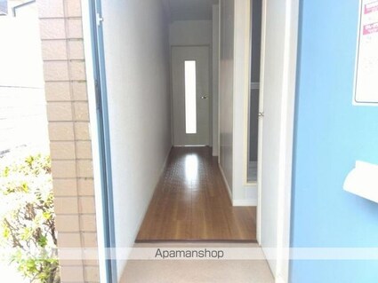 レオパレスルミエール[2DK/49.68m2]の玄関
