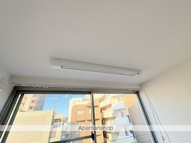 フェザー豊中マンションの内装写真