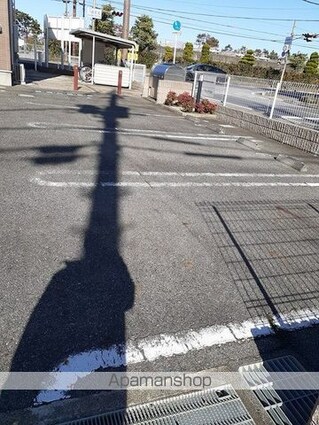 フラン・ジェルメ[1R/32.9m2]の駐車場