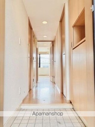 東京都新宿区余丁町[3LDK/63.21m2]の玄関