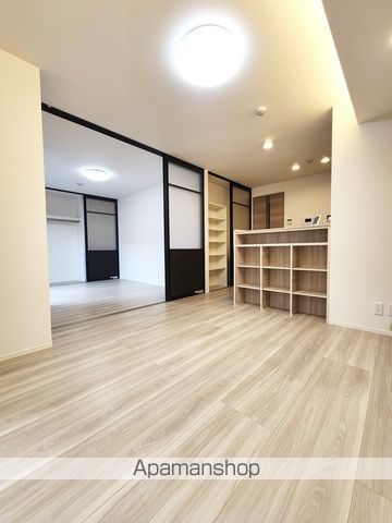 アドモアコート三津屋中の内装写真