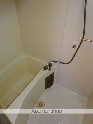 和歌山県和歌山市本町８丁目[2DK/39.29m2]のバス