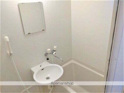 レオパレスヒルズハイネ[1K/19.87m2]のバス