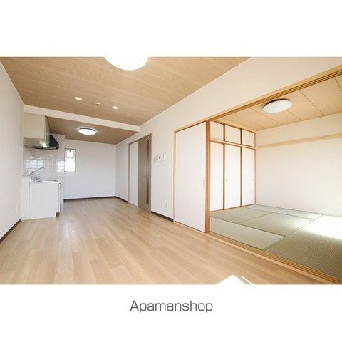 ロイヤルシティ大和の内装写真