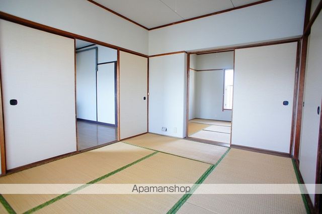 鹿児島本線 都府楼南駅 徒歩4分 5階建 築55年の内装写真