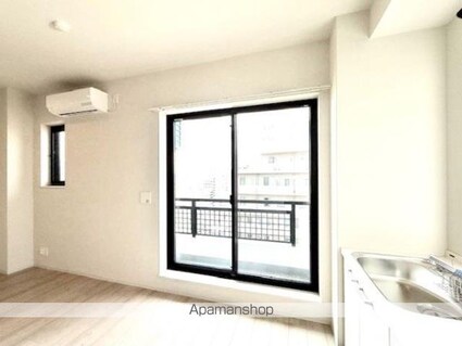 プラザ・ラ・ポール[1R/29.59m2]のリビング・居間1