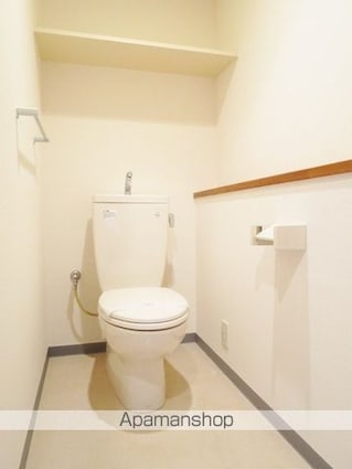 マリベール中須賀[2LDK/70m2]のトイレ