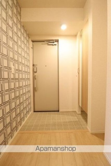 Ａｍａｐｏｌａ　Ａｎｎｅｘ（アマポーラ　アネックス）[2LDK/55.78m2]の玄関