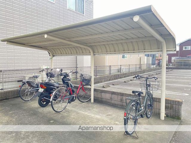 レオパレスベルグランデの外観写真