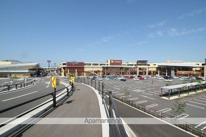 コーポヤマキ　Ｂ棟[1K/17.55m2]の周辺8