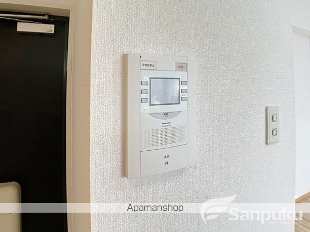 ネオハイツ南松山の内装写真