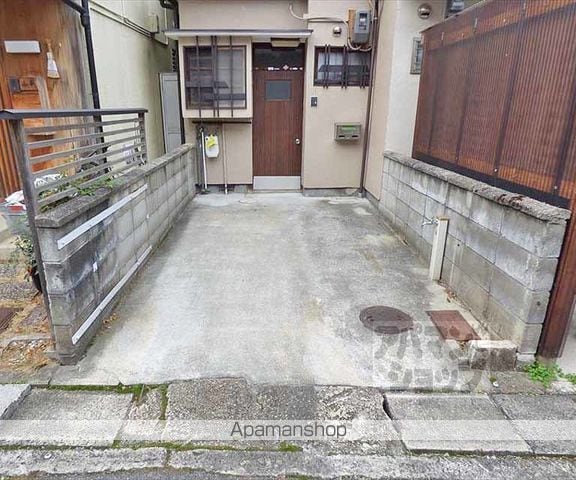 高野泉町貸家11-155の外観写真