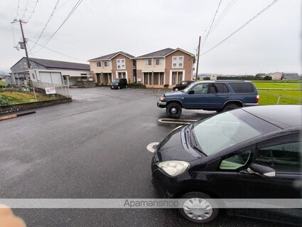 マーヴェラス・ヴィラ　Ⅰ[1K/32.9m2]の駐車場