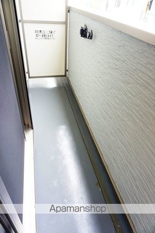 メゾンドアヴェルVの内装写真