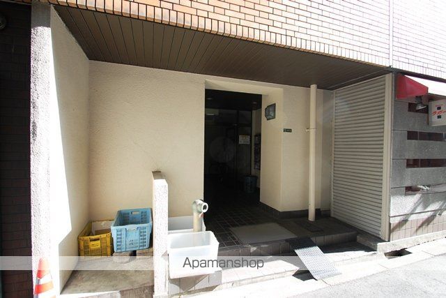中村マンションの玄関写真