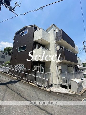 ラテ横浜の外観写真