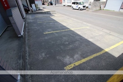 Ｍ’Ｓプレステージ[1K/26.49m2]の駐車場1