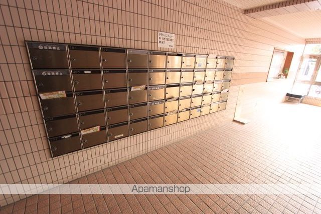 ハイブリッジソシアの玄関写真