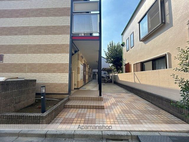 レオパレス若宮の玄関写真