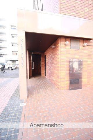 メゾン・ド岡文館の玄関写真