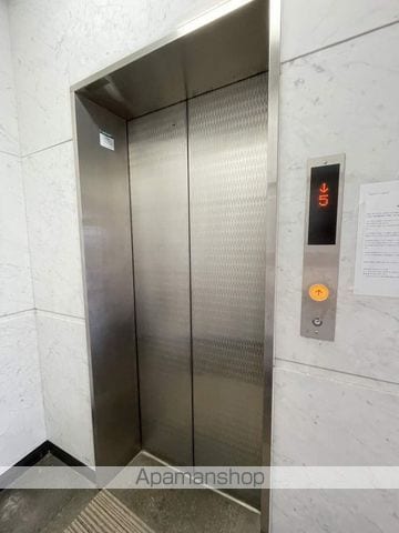 日建埼玉ビルの内装写真