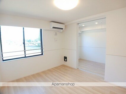 レグラ・デ・オロⅡ[1LDK/51.63m2]のリビング・居間