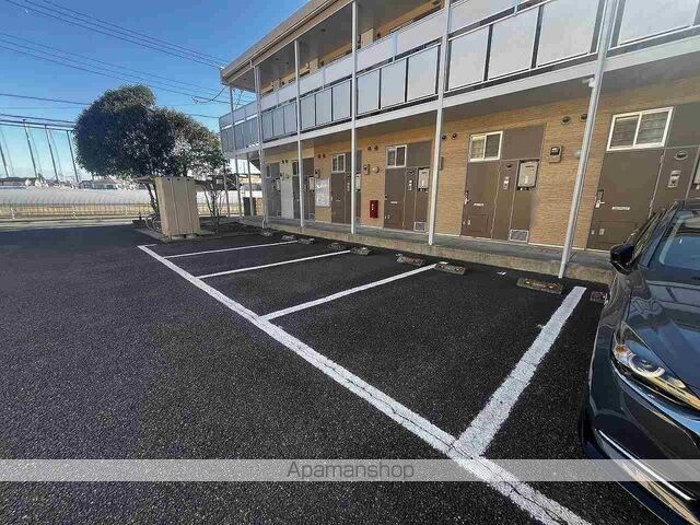 レオパレスＴＩＭＥ[1K/19.87m2]の駐車場2
