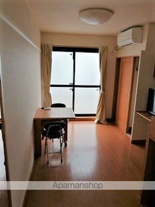 レオパレスフルールヴィル[1K/22.35m2]のリビング・居間