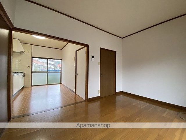 辻井三丁目貸家の内装写真