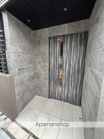 S−RESIDENCE北綾瀬AWESOMEの玄関写真