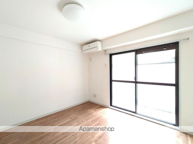 ADEKA−Tの内装写真