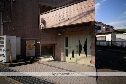 ピュアⅢ[1K/20.37m2]のエントランス