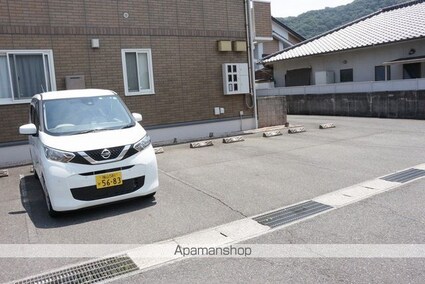 ローズコートミツギ[2DK/54.88m2]の駐車場