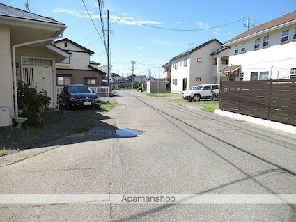岩手県盛岡市南仙北１丁目[3LDK/82.39m2]の周辺8