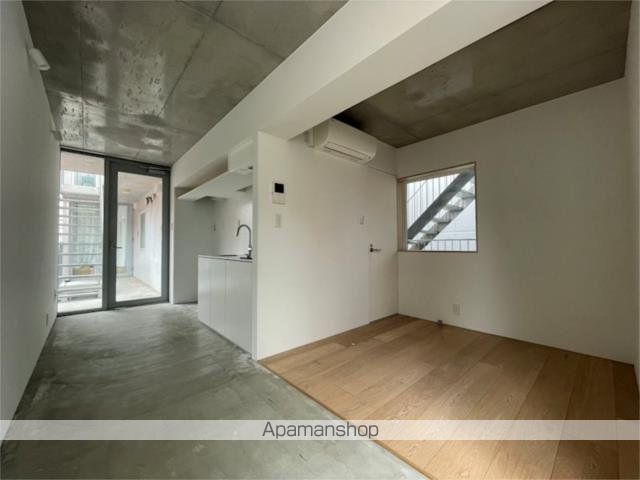 OOKAYAMA APARTMENTの内装写真