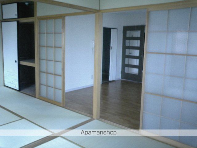 エステート垣戸の内装写真