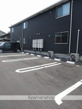 ズューデン　Ａ[2LDK/58.99m2]の駐車場3