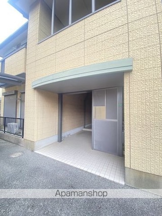 和歌山県和歌山市東高松２丁目[2DK/43.01m2]のエントランス