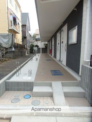 神奈川県横浜市栄区笠間２丁目[1K/21.73m2]のエントランス2