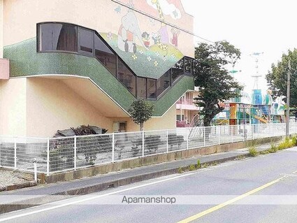 ルクス[1LDK/50.01m2]の周辺6