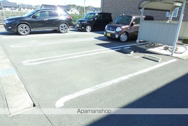 プリティー ハウスIIの外観写真