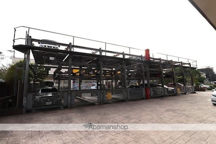 さくらアヴェニュー[1LDK/38.58m2]の駐車場