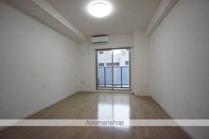 ＯＫＢアヴェニール菊井町[1K/29.76m2]のリビング・居間